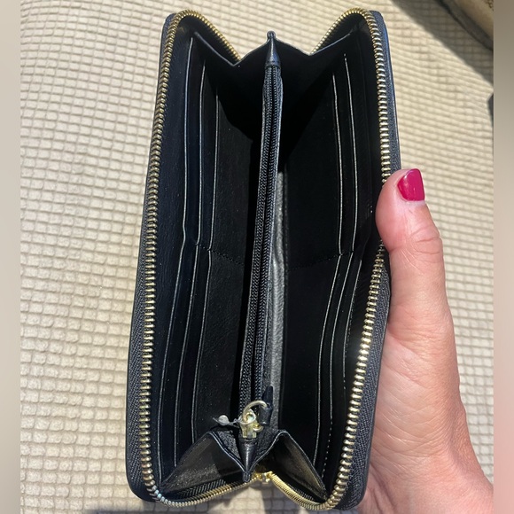 Michael Kors Signature Logo Print Jet Set Long Zip Around Wallet - Picture 8 of 11